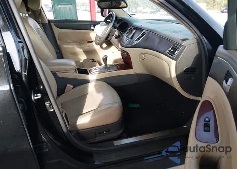 2012 Hyundai Genesis 3.8 z USA, uszkodzony, nr VIN KMHGC4DD9CU193624